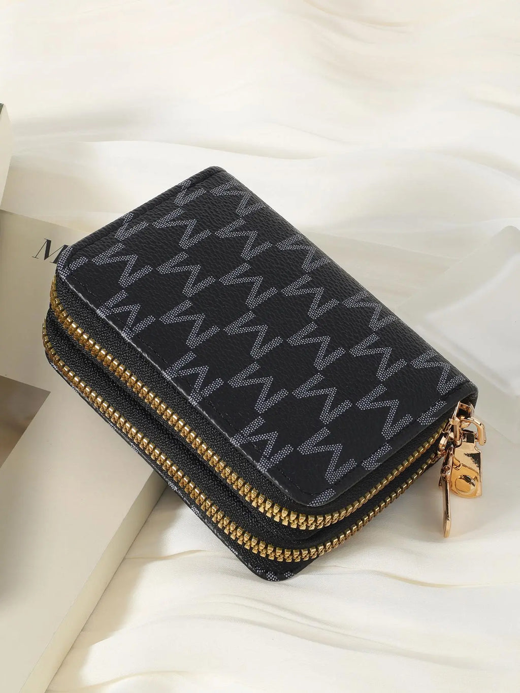 Women's Summer 2024 Retro Heart Print Double Zipper Coin Purse - Ideal Mother's Day Gift, Casual Multi-Card Holder, PU Leather Credit Card Storage Bag for Outdoor and Travel Use