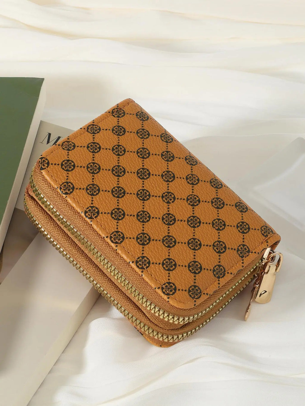 Women's Summer 2024 Retro Heart Print Double Zipper Coin Purse - Ideal Mother's Day Gift, Casual Multi-Card Holder, PU Leather Credit Card Storage Bag for Outdoor and Travel Use